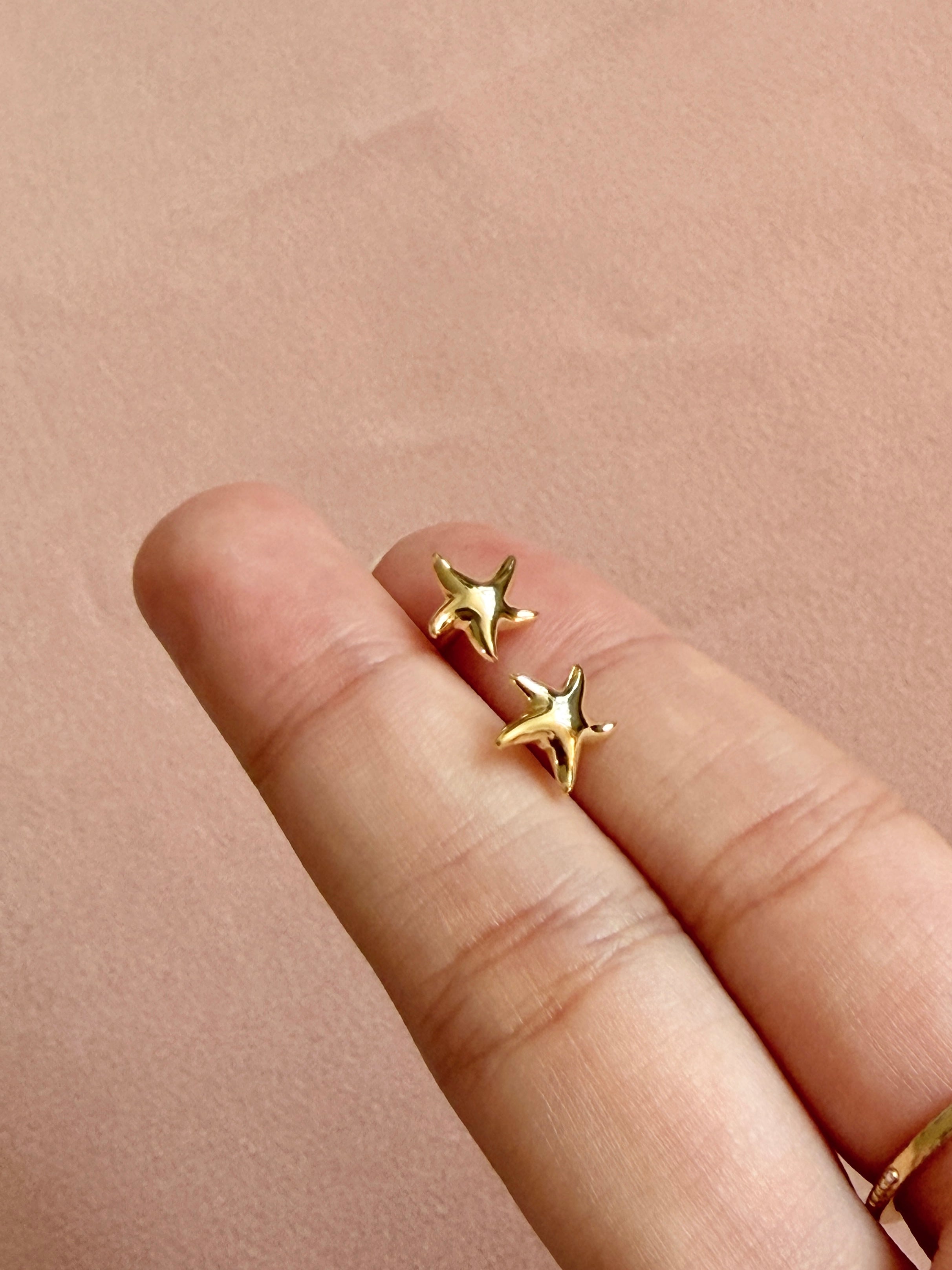 Our Oceans Starfish Stud Earrings