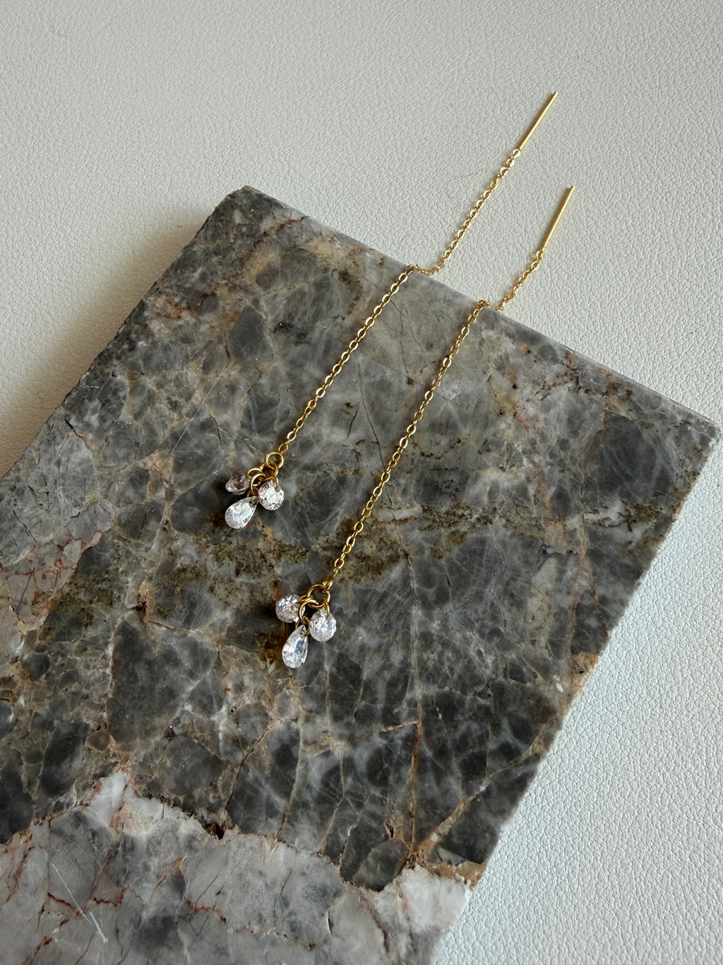 Leslie Sparkle Queen Simple Threader Earrings