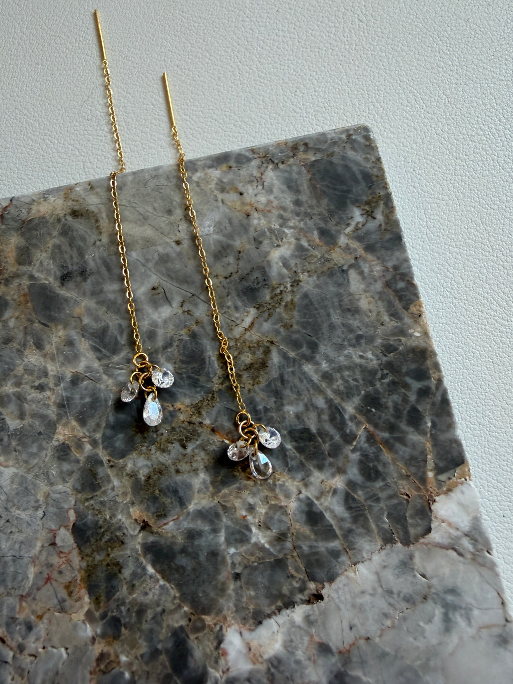 Leslie Sparkle Queen Simple Threader Earrings