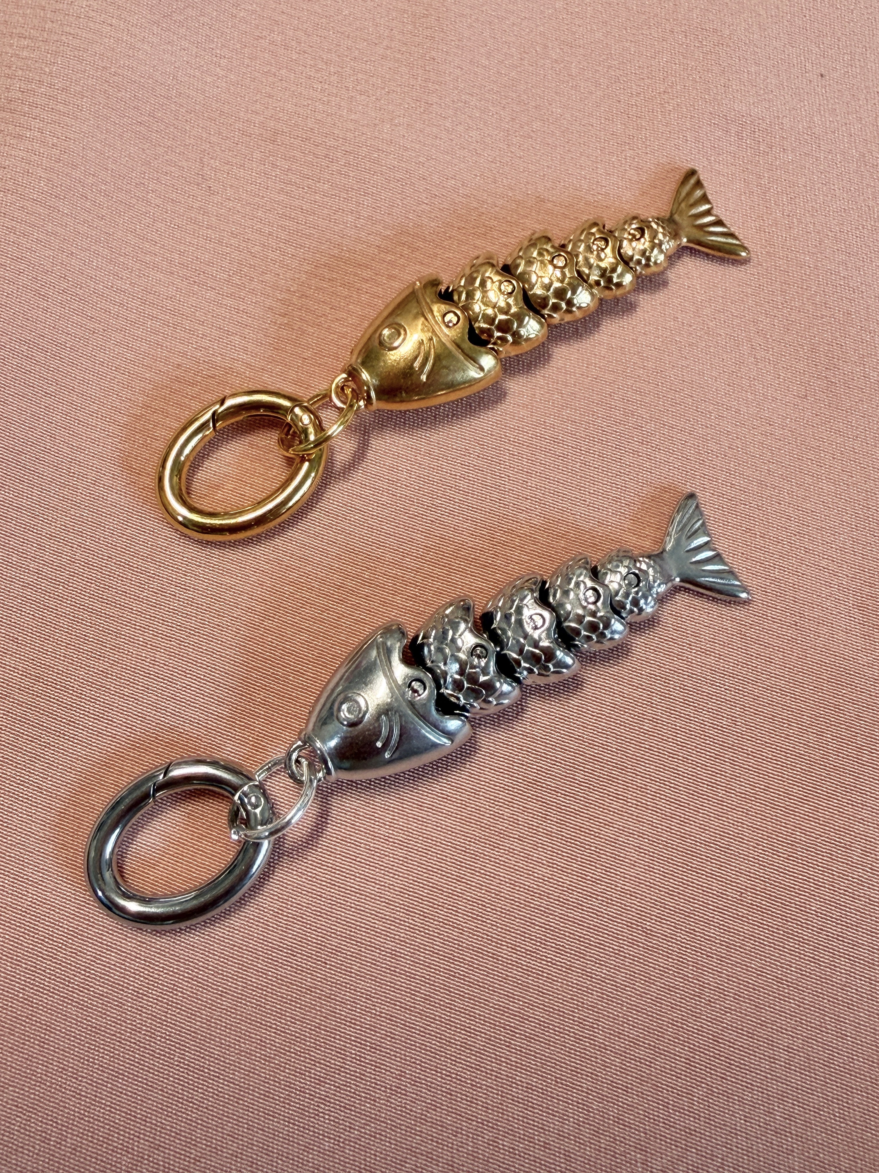 Our Oceans Swimming Fish Keycharms