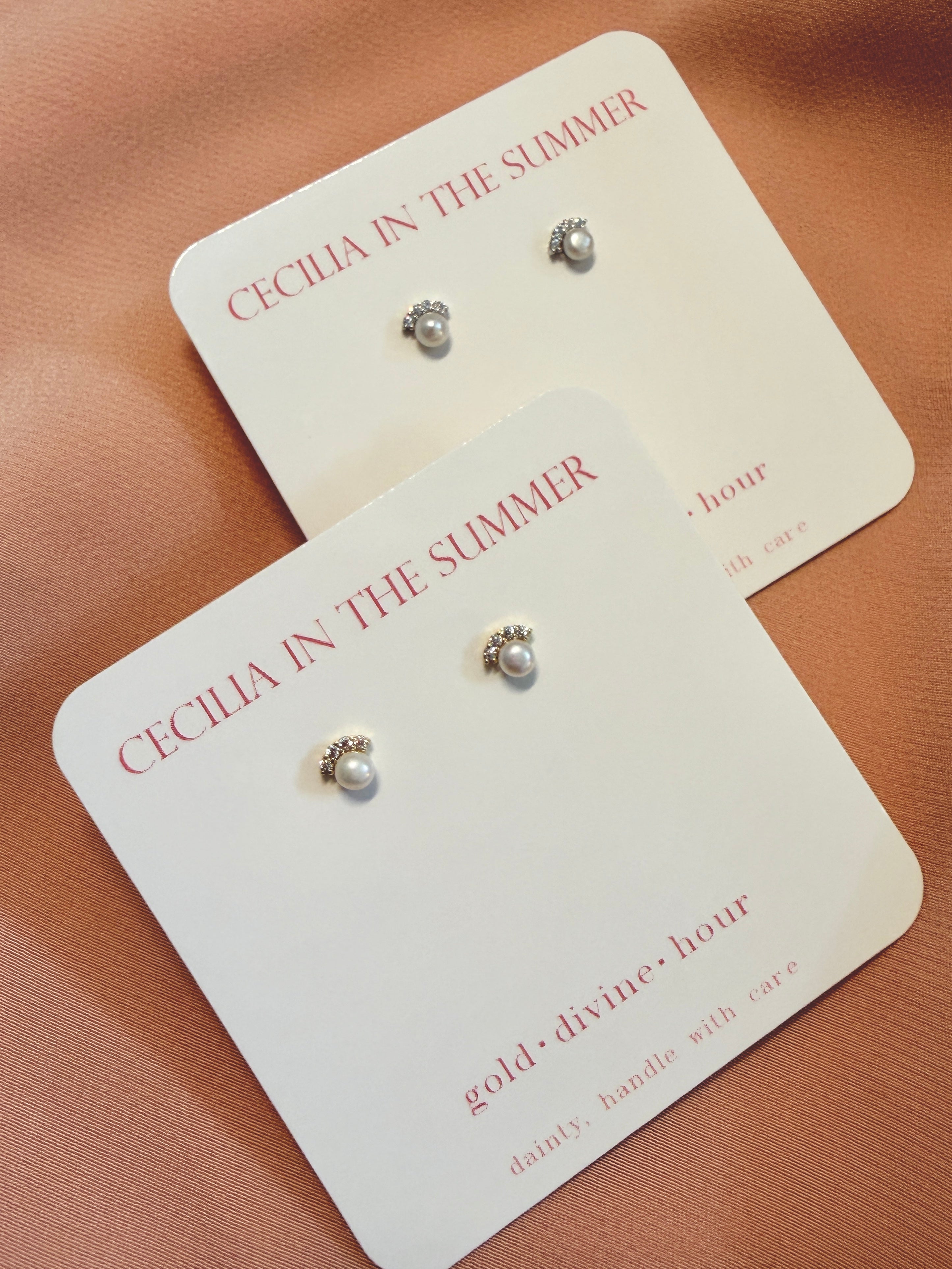 Pearl Cz Crown Studs
