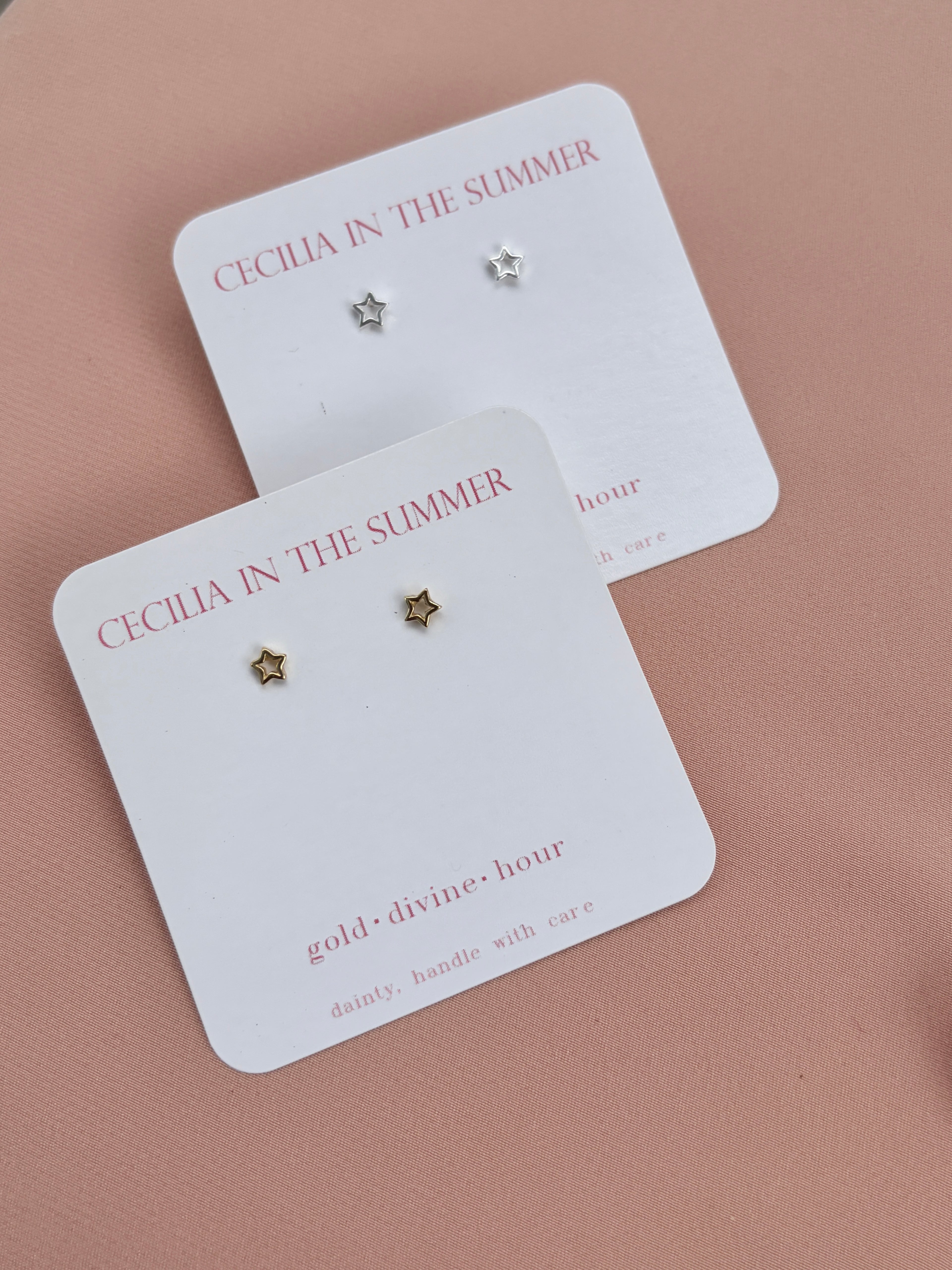 Outline Star Stud Earrings
