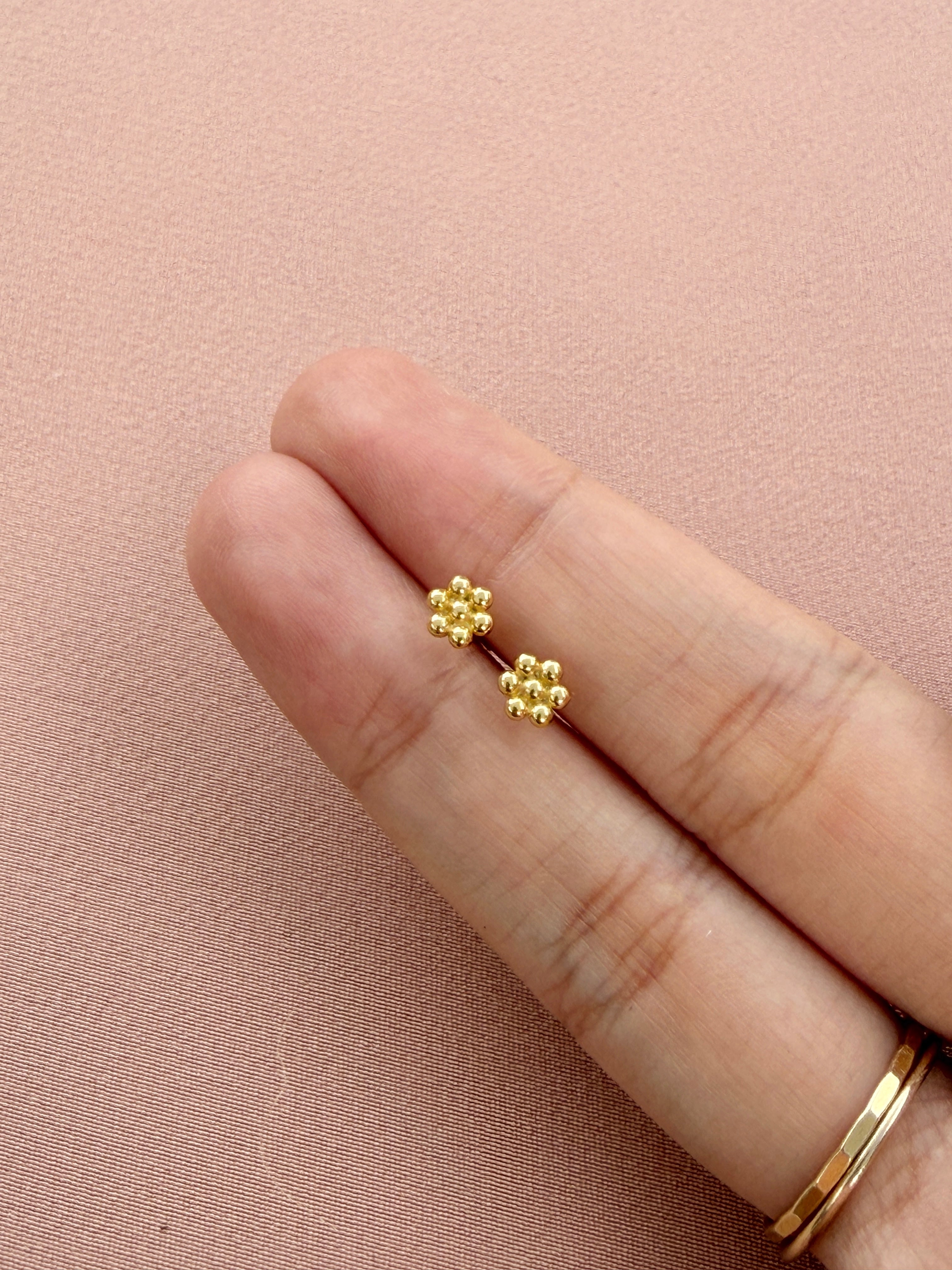 Golden Dots Flower Stud Earrings