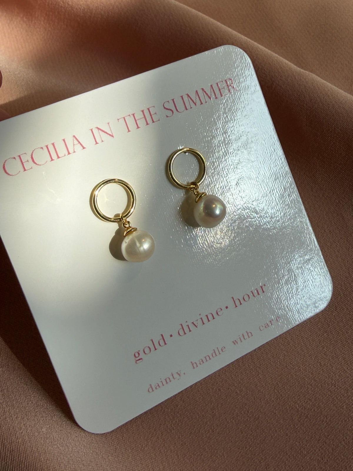 Circle Outline Pearl Drop Earrings
