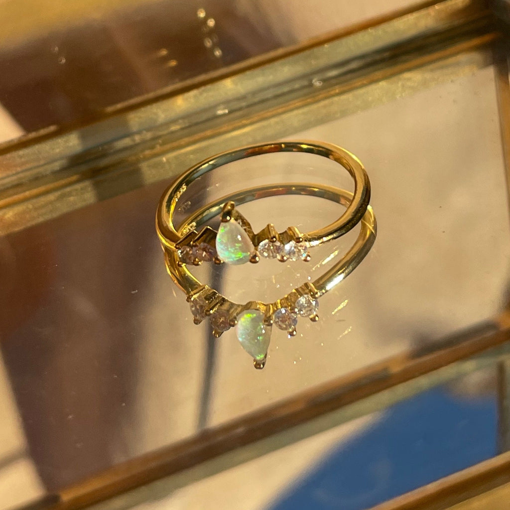 Pear Opal Ring V shape Vermeil Ring