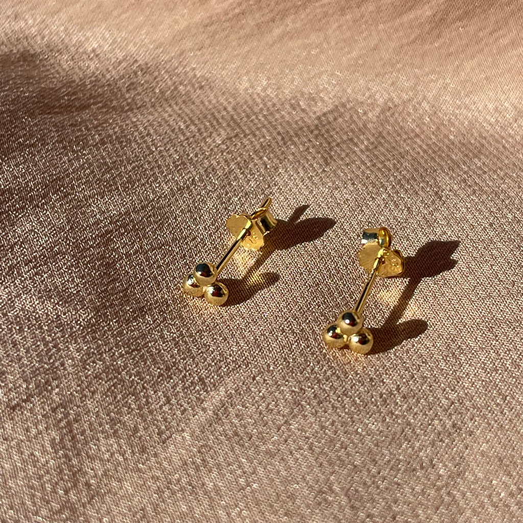 Golden Dots 3 Triangle Stud Earrings