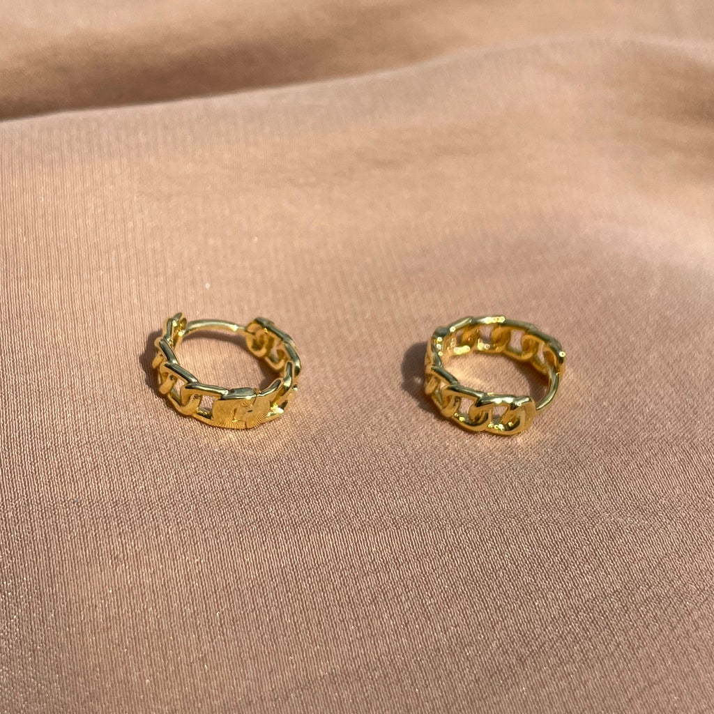 Curb Chain Huggies Huggie Vermeil Earrings