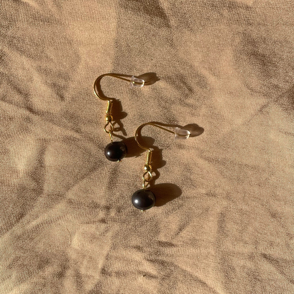 Pearl Potato Leverback Hook Earrings ~ Gold Plated