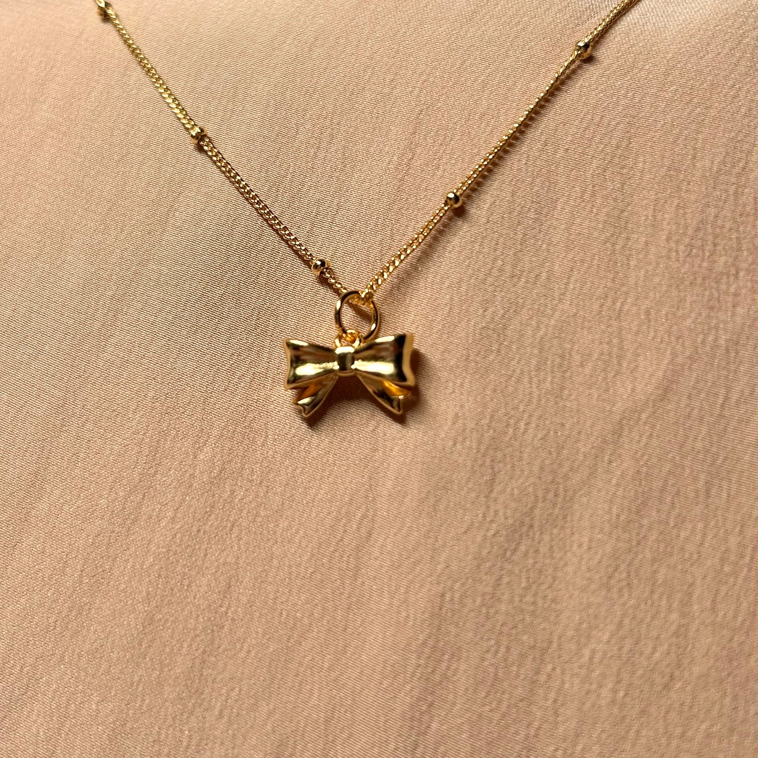 Bow Sweetheart Necklace