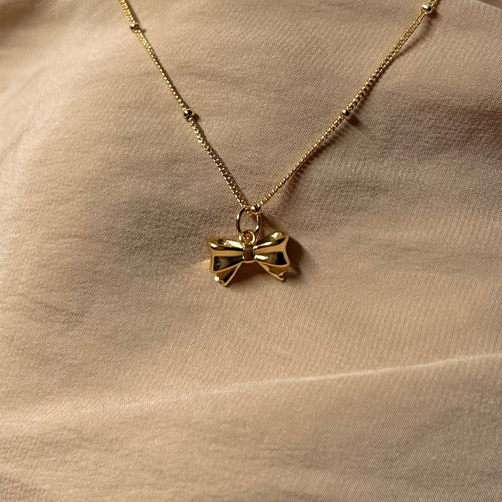 Bow Sweetheart Necklace