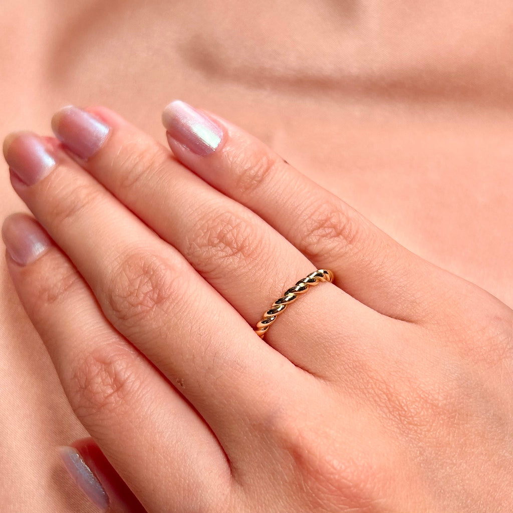 Twist Eternity ~ Vermeil Ring