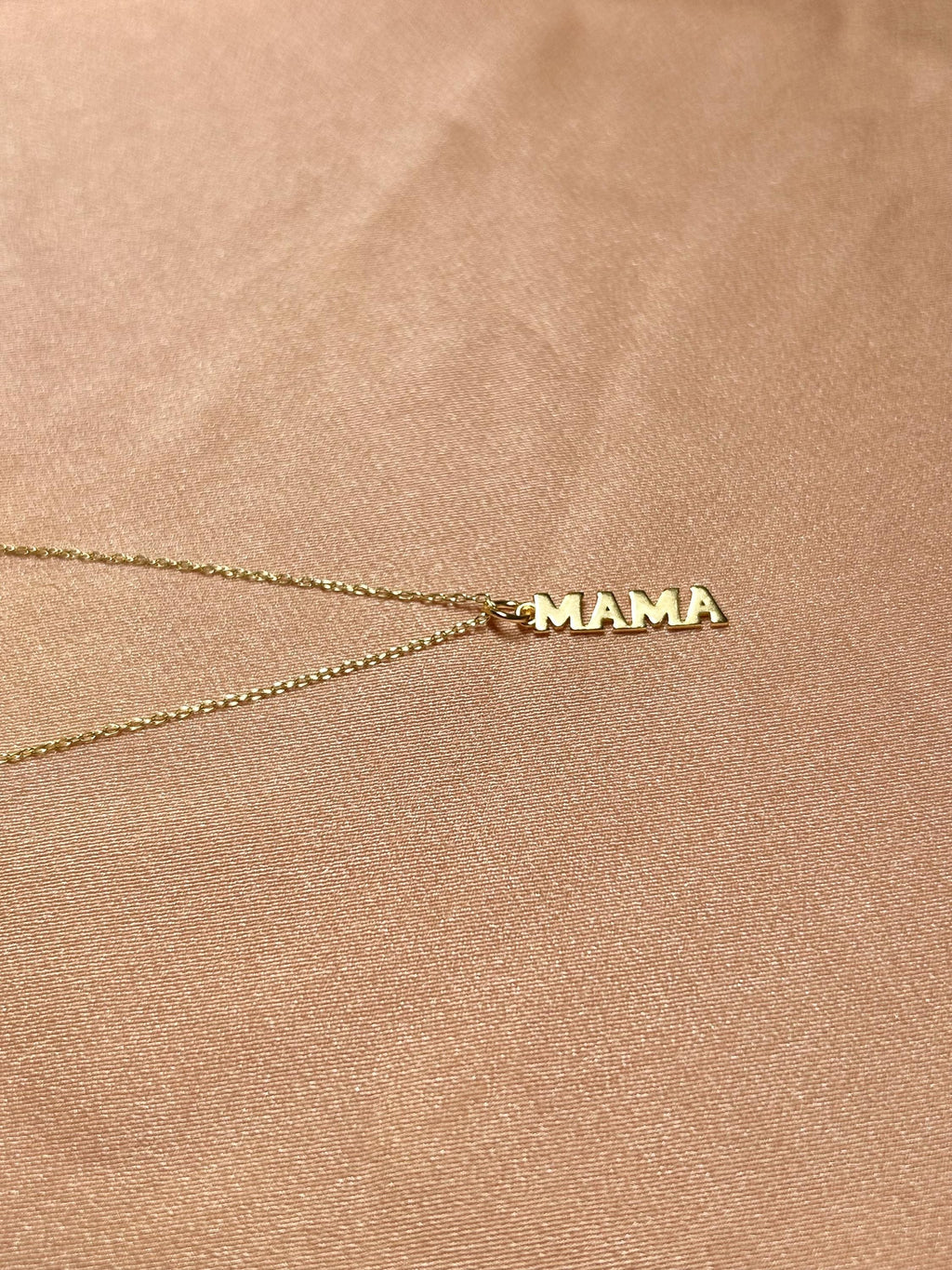 Mama Written Pendant Vermeil Necklace