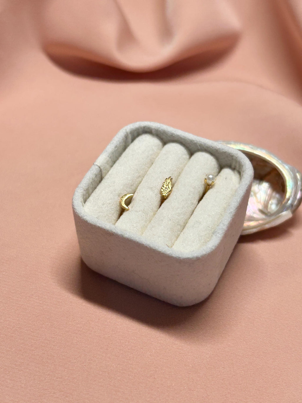 Helix Studs 1pc Ball Vermeil Earring