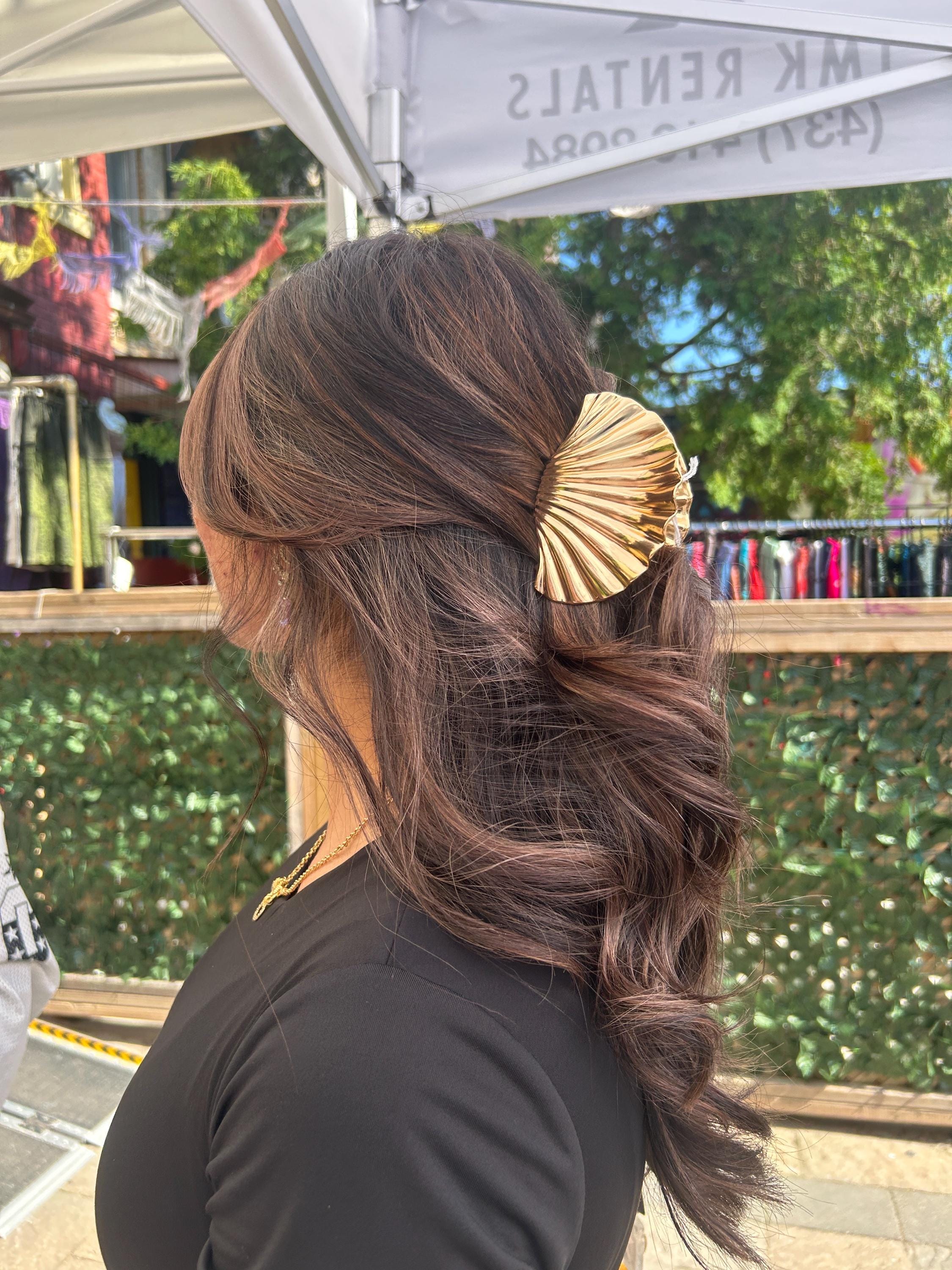 Ocean Clam Claw Clip Waves ~ Hair Accessories