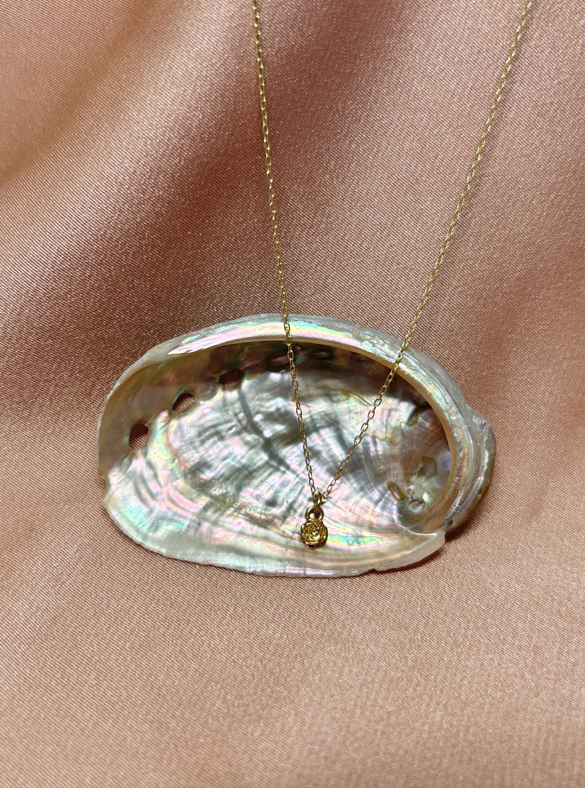 Mini Rosette Pendant Vermeil Necklace