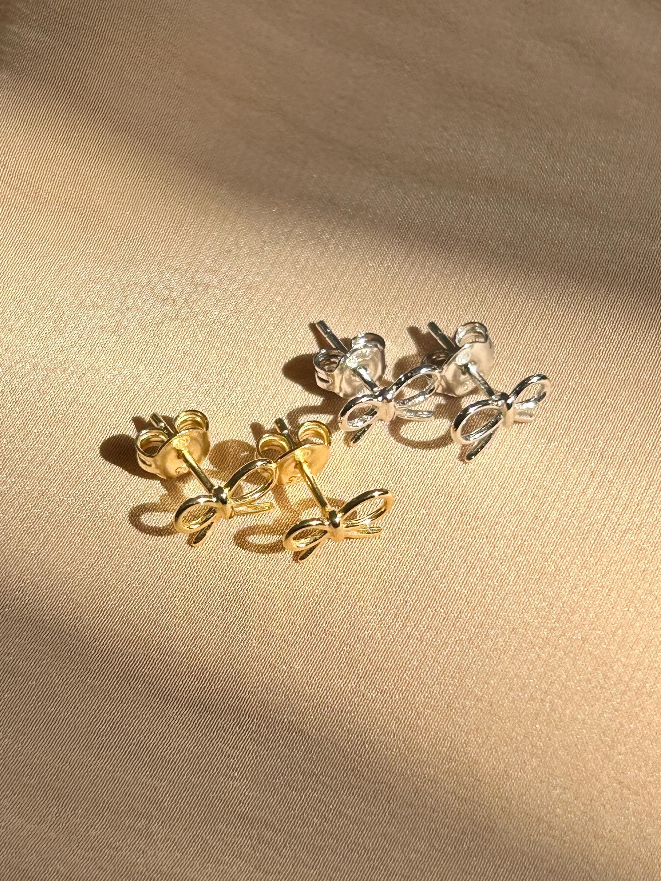 Neat Bow Stud Earrings