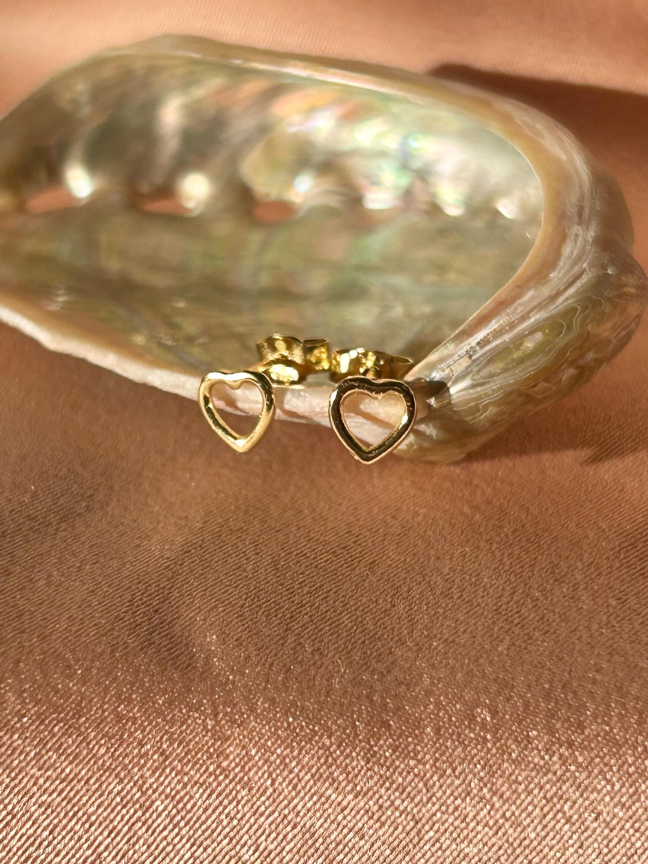 Outline Star Stud Earrings