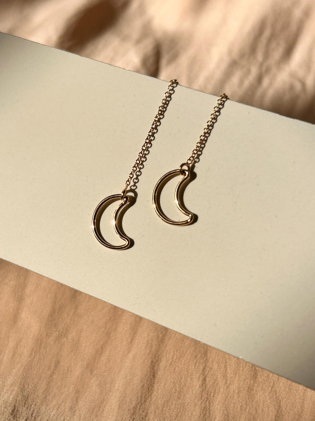 Outline Moon Threader Earrings