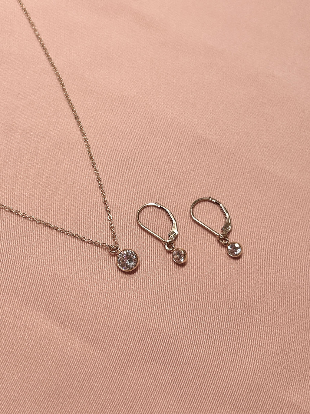 Crystal Clear Pendant Necklace