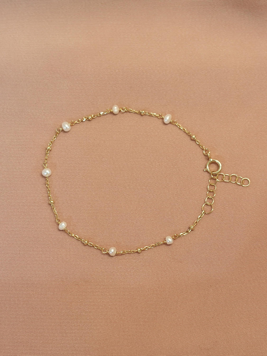 Pearl Golden Dots Bracelet