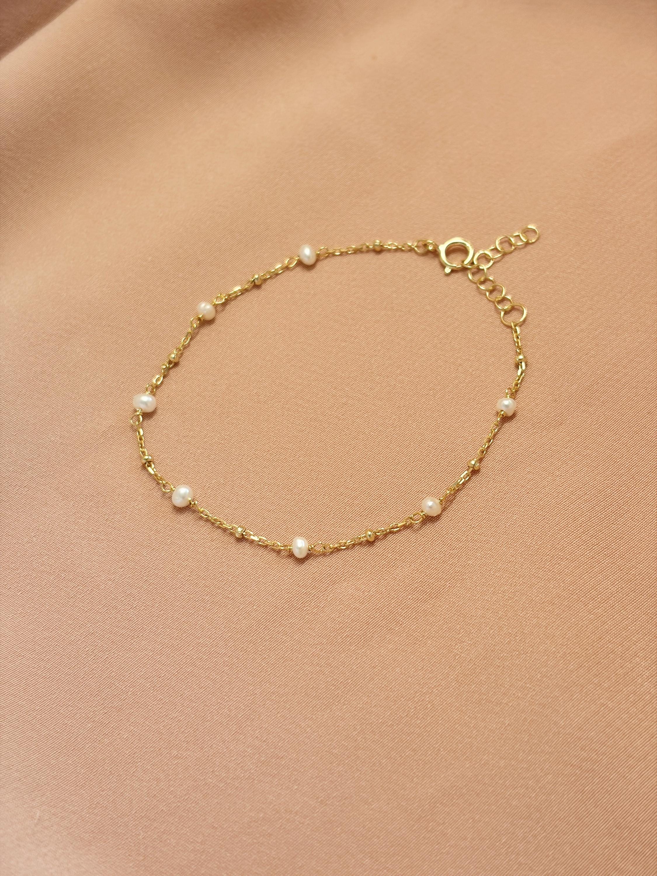 Pearl Golden Dots Bracelet