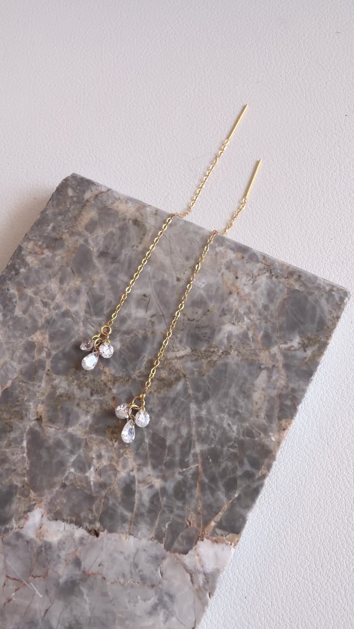 Leslie Sparkle Queen Simple Threader Earrings